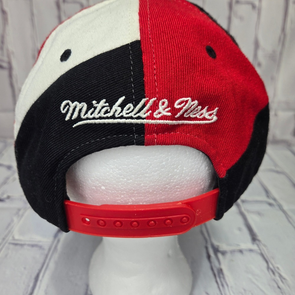 Mitchell & Ness Chicago Bulls Snapback Hat Red Black White Colorblock NBA Cap - Picture 4 of 11